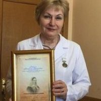 Награждение медицинских сестер медалью Екатерины Бакуниной