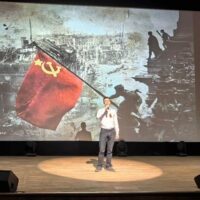 В Твери прошел фестиваль школьного творчества «Правнуки Победы» — 2026